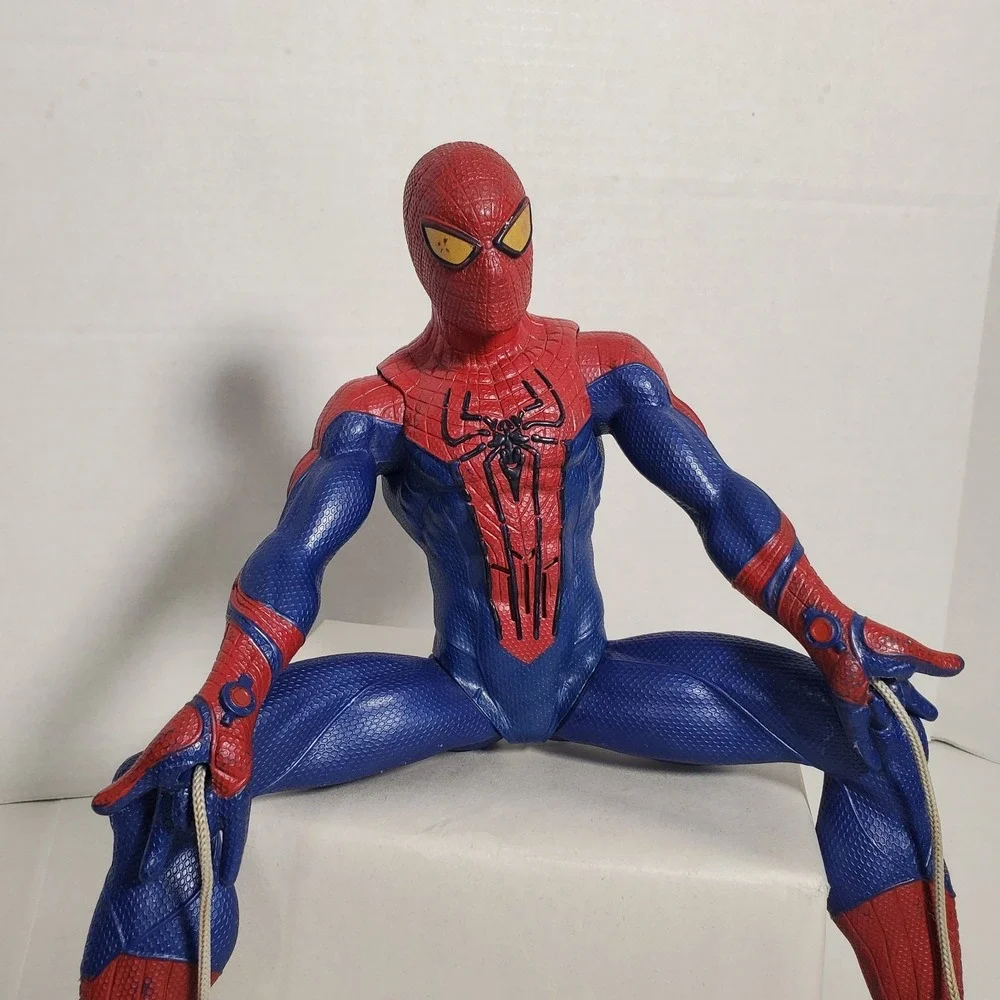 Marvel The Amazing Spider-Man Action Figure‎ 12" Pull String Web Toy - Picture 4 of 16